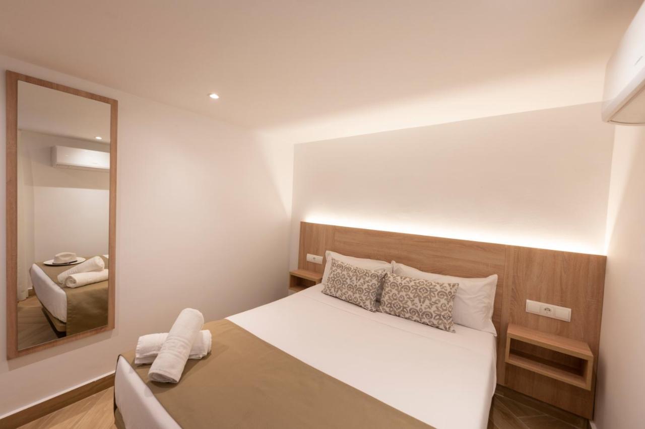 Apartamentos Blanco Sol Cala Vadella  Εξωτερικό φωτογραφία